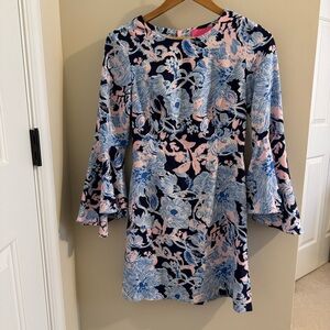 Lilly Pulitzer Kayla Jewel Neck Stretch Dress
“Bright Navy Amore Please” Size 2